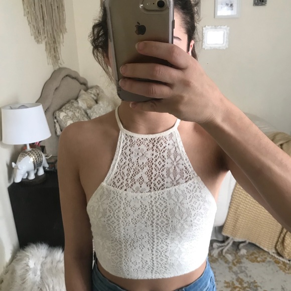 Halter crop top - Picture 2 of 4